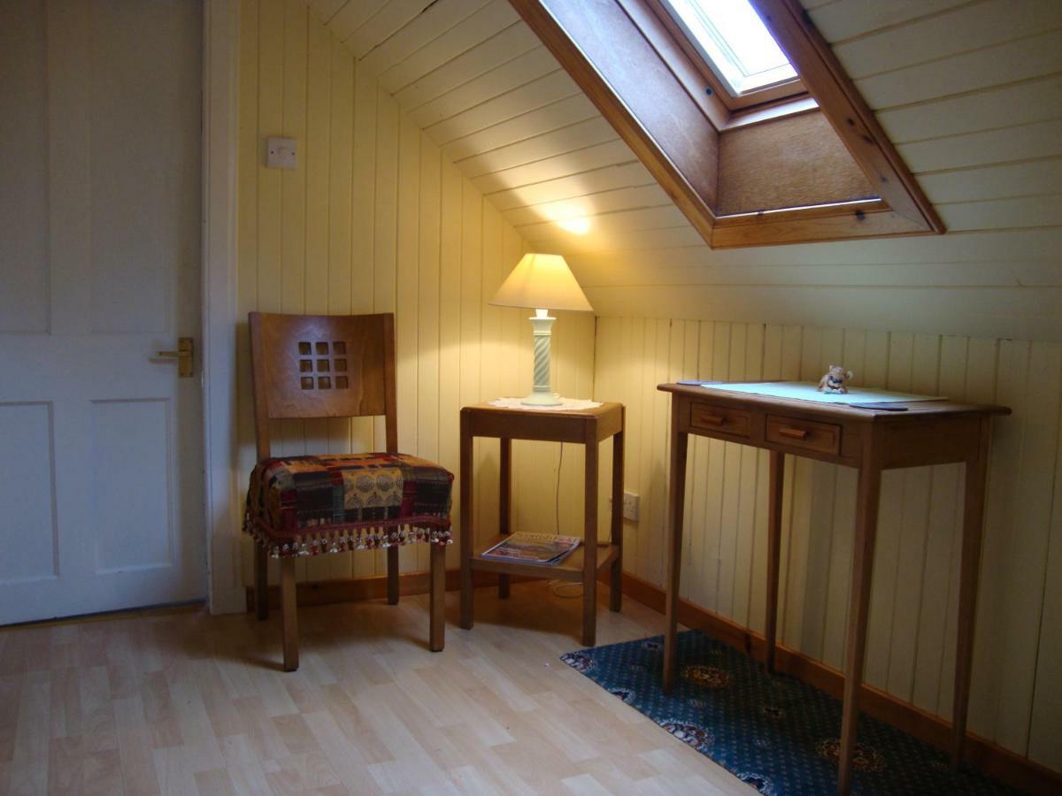 Fairy Hill Cottage Ellishadder Staffin Kültér fotó