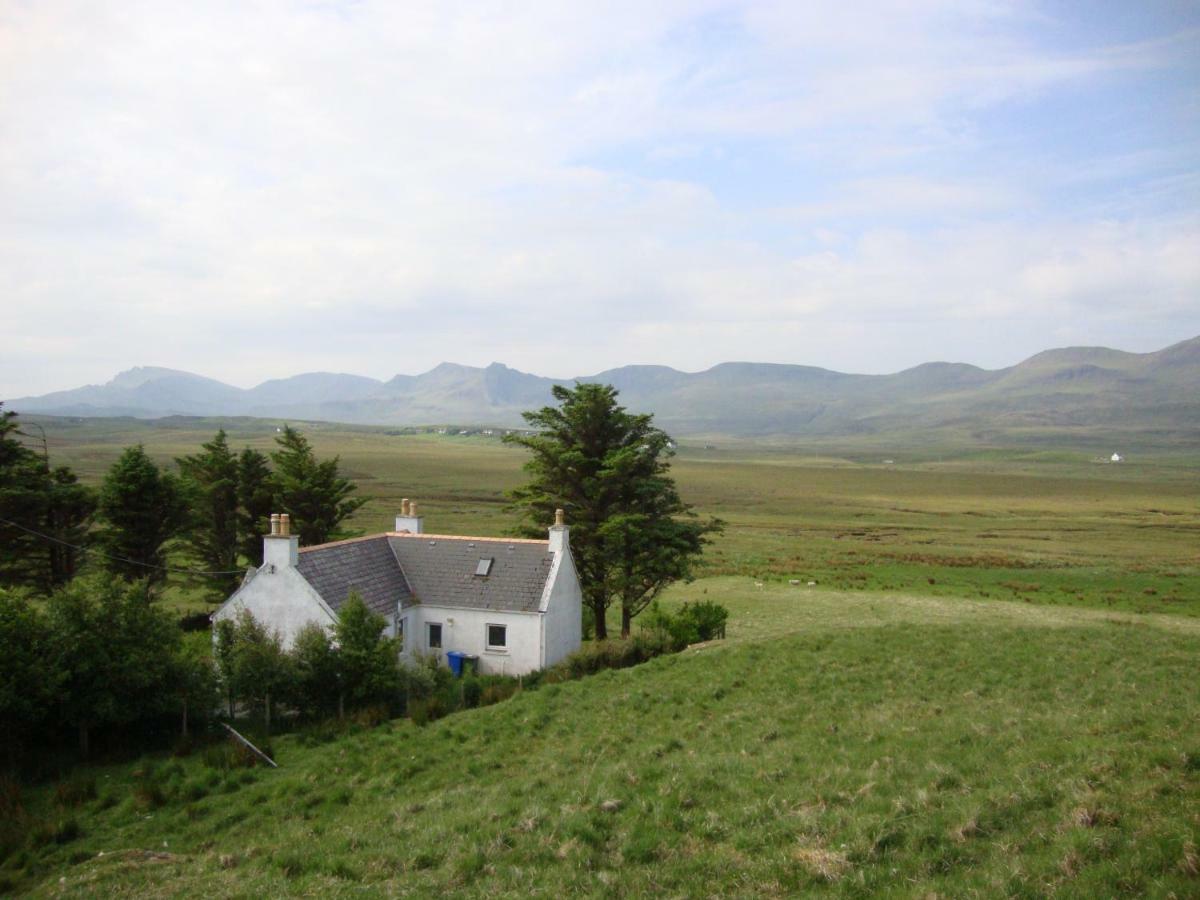 Fairy Hill Cottage Ellishadder Staffin Kültér fotó